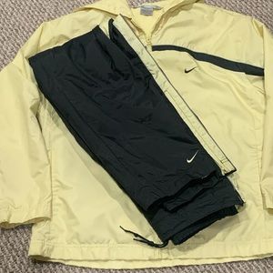 Nike Windbreaker Matching Set Size L (12-14)